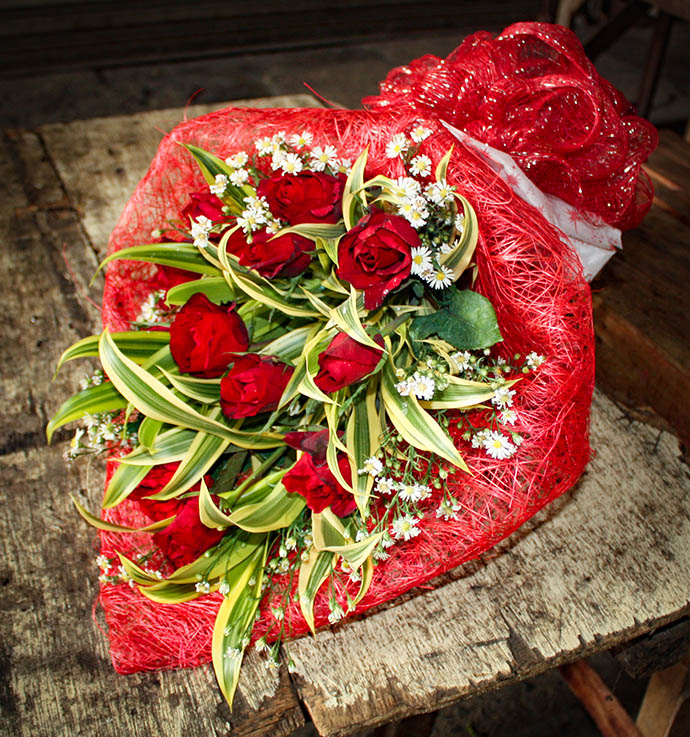 Tin's Flower Shop Flowers Delivered to Mabini in Pangasinan FREE